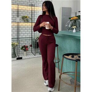 Autumn Women's Fashionable Belly-Baring Long-Sleeved Top, Slim-Fitting Lace-Up